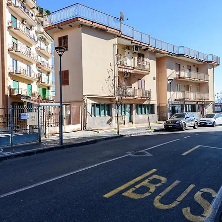 Valletti *